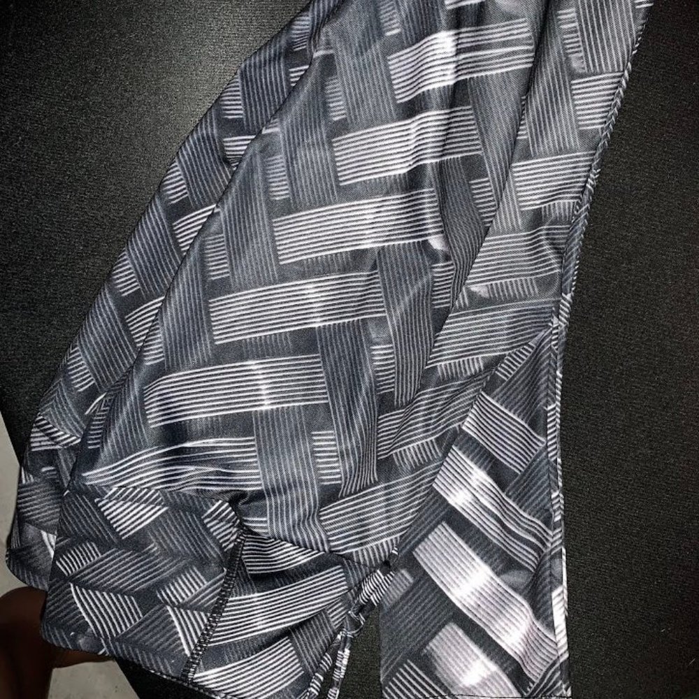 Leggings  licra sz  L/XL